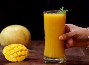 Cantaloupe Mango Juice with Coconut Water
